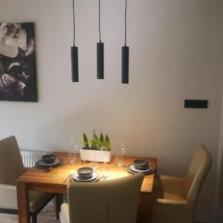 Pod świątynią Wang