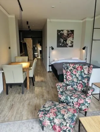 Pod świątynią Wang Apartament
